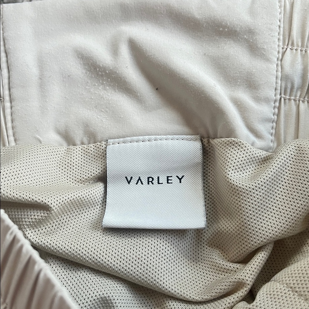 Varley Kallin Running Shorts w/ Drawstring XS - Picture 6 of 10